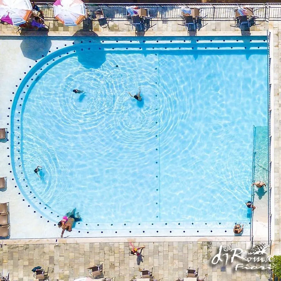 Hotel Diroma Fiori Com Um Dia De Acesso No Acqua Park Diroma Caldas Novas